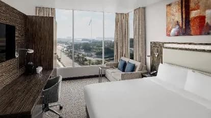 Holiday Inn Express Dubai, Jumeirah, an IHG Hotel