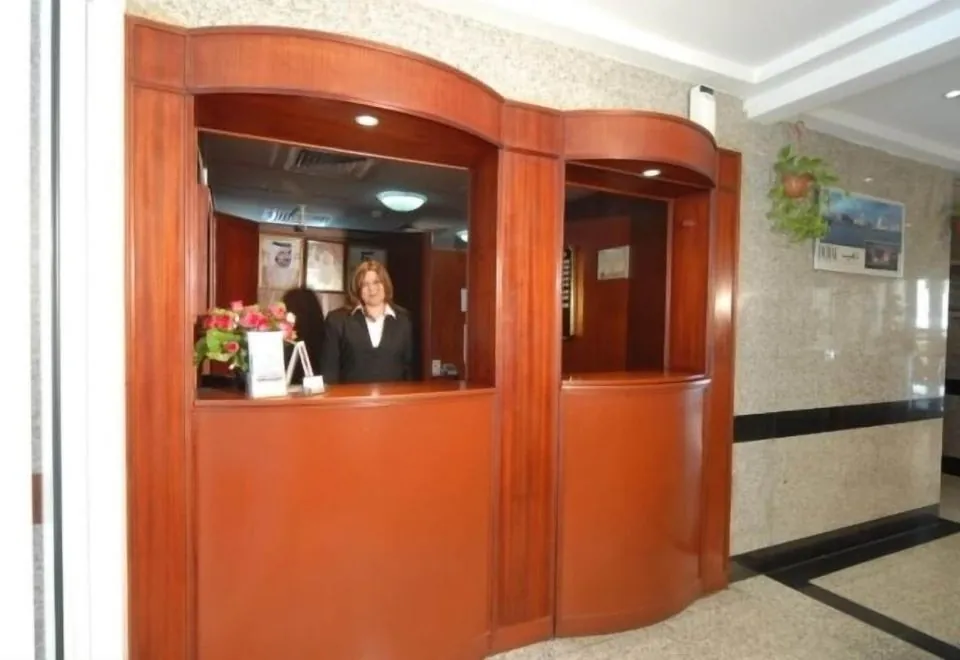 Royal Plaza Hotel Apartments