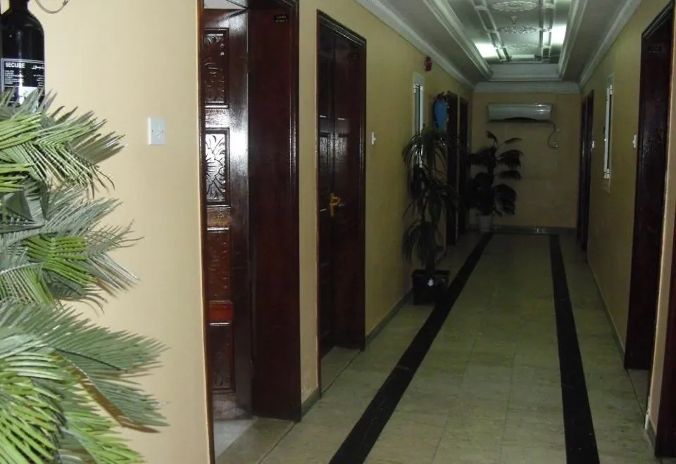 OYO 353 Middle East Hotel