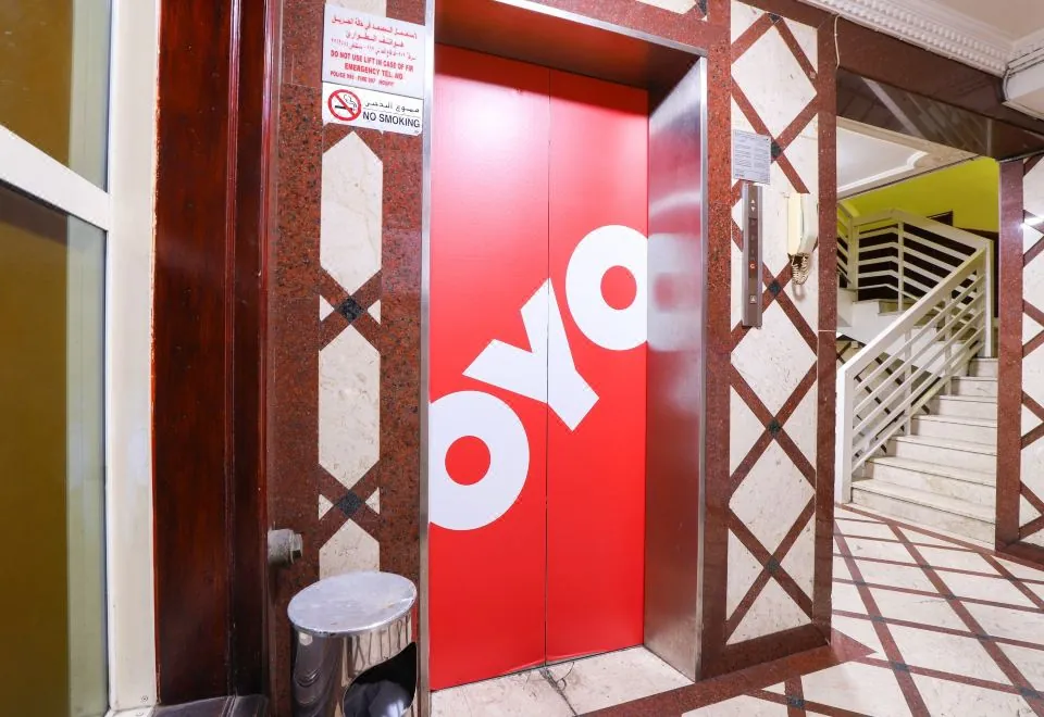 OYO 353 Middle East Hotel