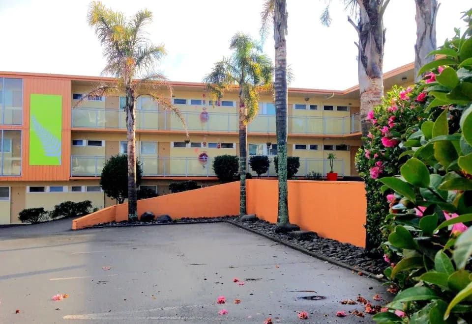 Greenview Motel