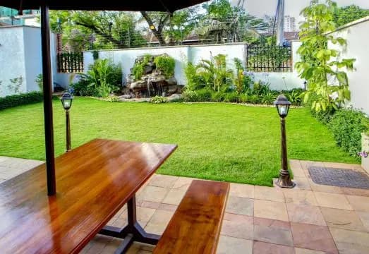 Highlands Suites Apartment Hotel