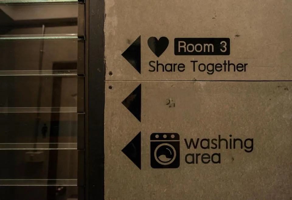 4Share Hostel - Adults Only