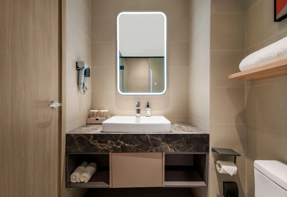 Home Inn (Shanghai Xujiahui)