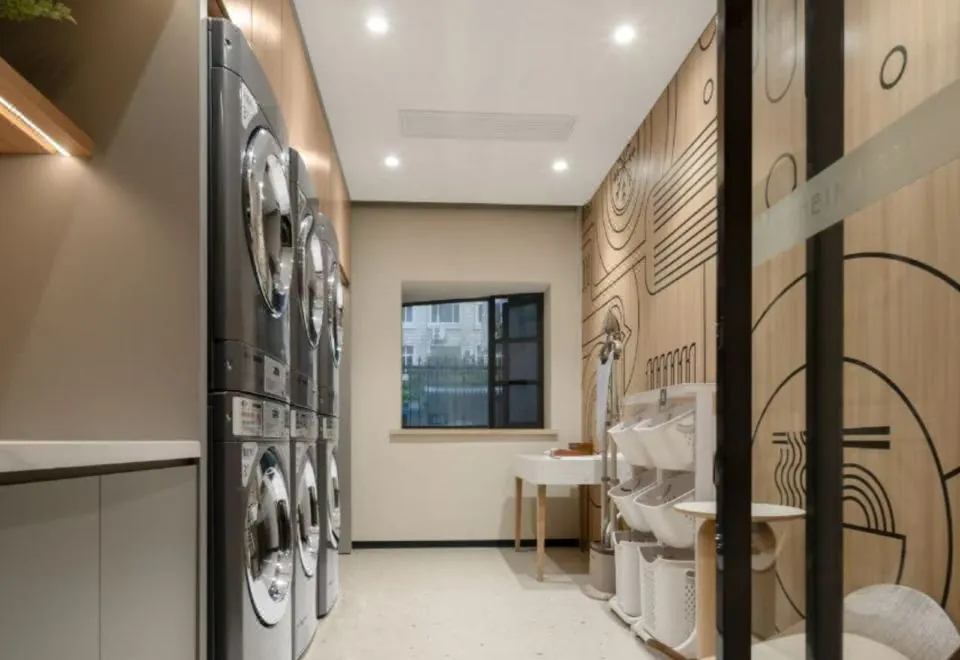 Home Inn (Shanghai Xujiahui)