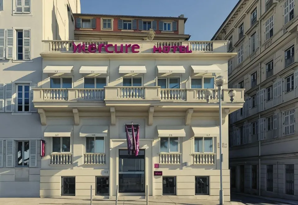 Mercure Nice Marché Aux Fleurs