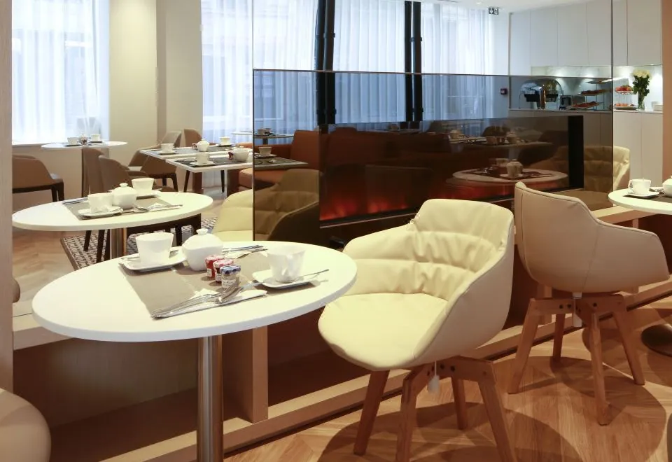 Hôtel R de Paris - Boutique Hotel