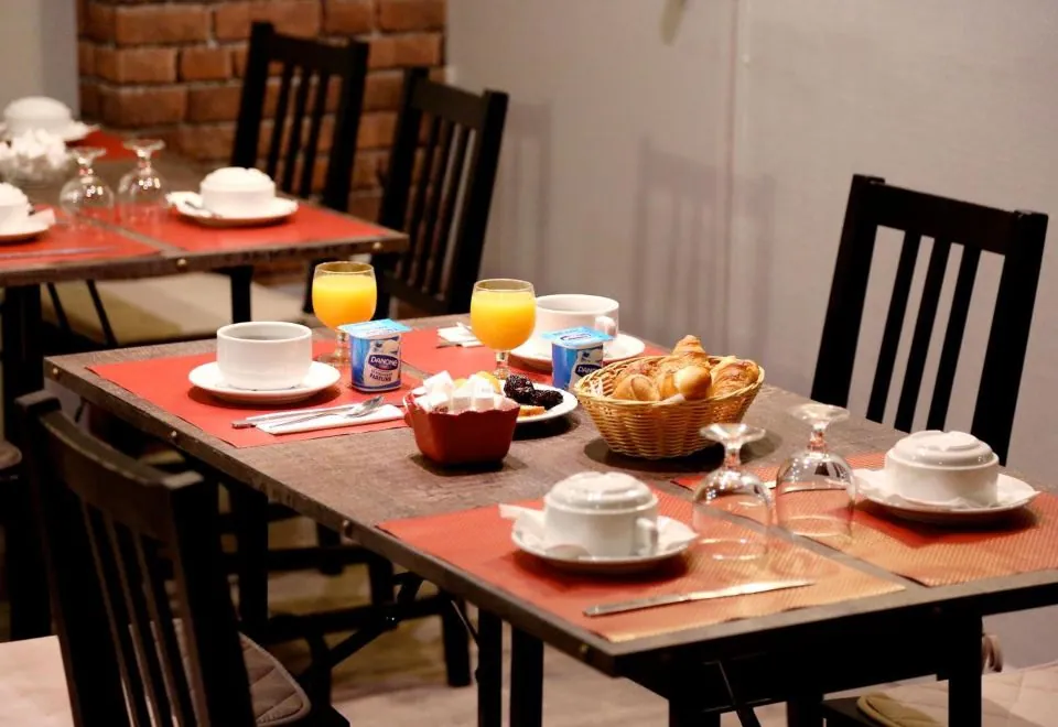 Hotel Paris Villette