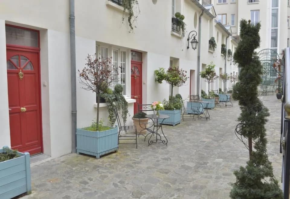 Unic Renoir Saint Germain