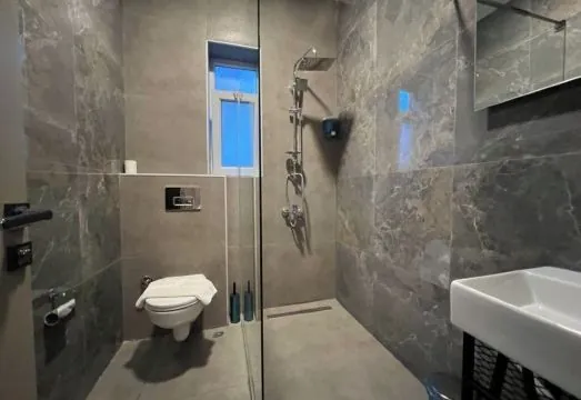 ROJ SUITE