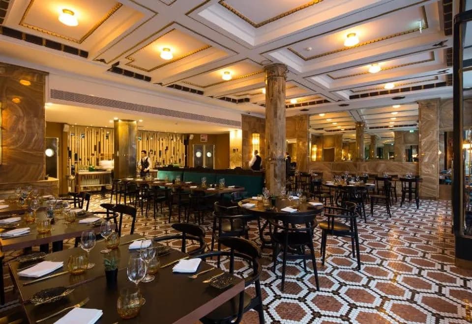 Pestana Porto - A Brasileira, City Center & Heritage Building