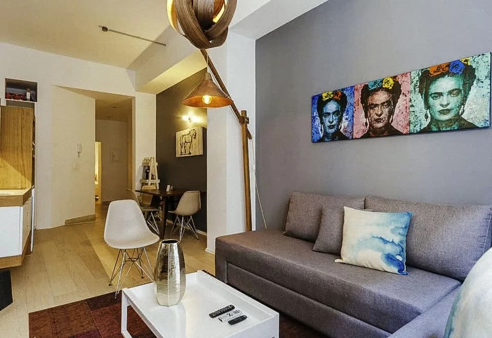 MyPlace Donceles