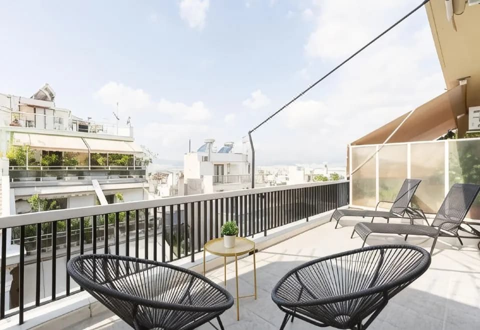 Upstreet Central Cozy Apartments in Plaka