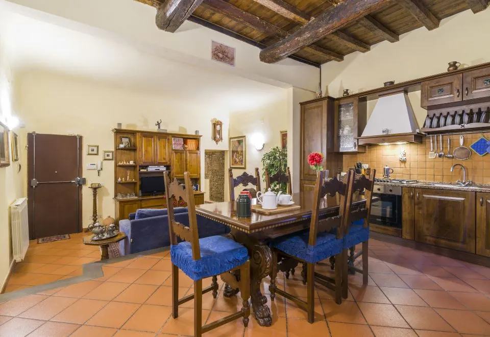 Florence Ariento Romantic Apartment