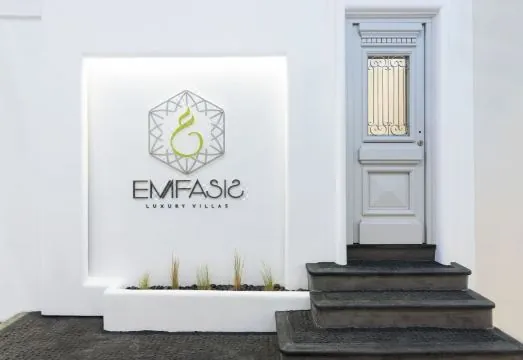 Emfasis Villa