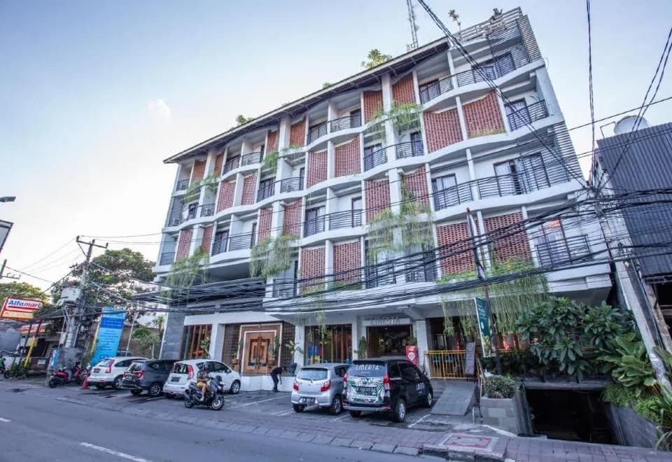 Liberta Seminyak Hotel