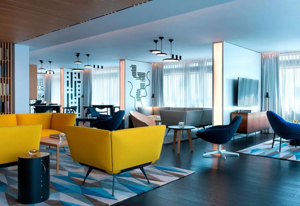 Renaissance Warsaw Airport Hotel