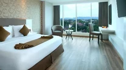 Platinum Adisucipto Hotel & Conference Center