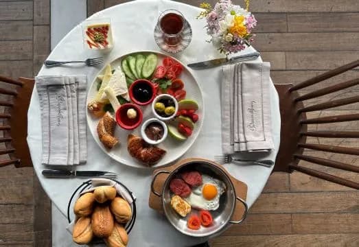 Meroddi Pera Hotel