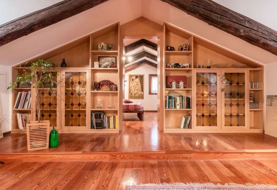 Vivaldi Apartment