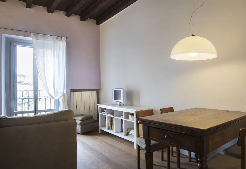 Easyhomes - Porta Venezia Oberdan