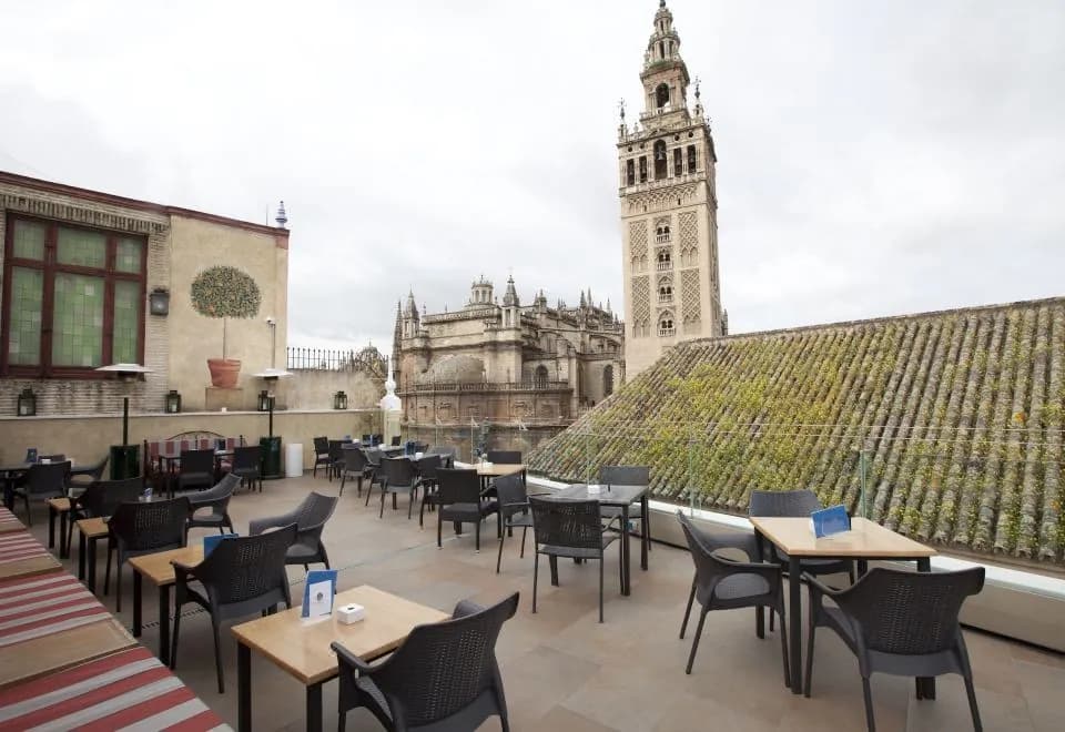 Hotel Doña María