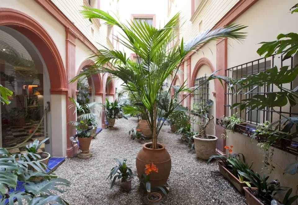 Hotel Doña María