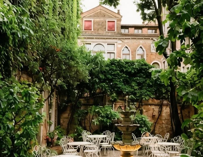 Hotel Flora