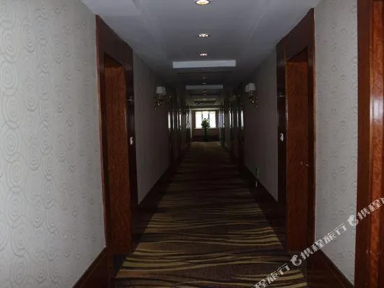 Careray Hotel