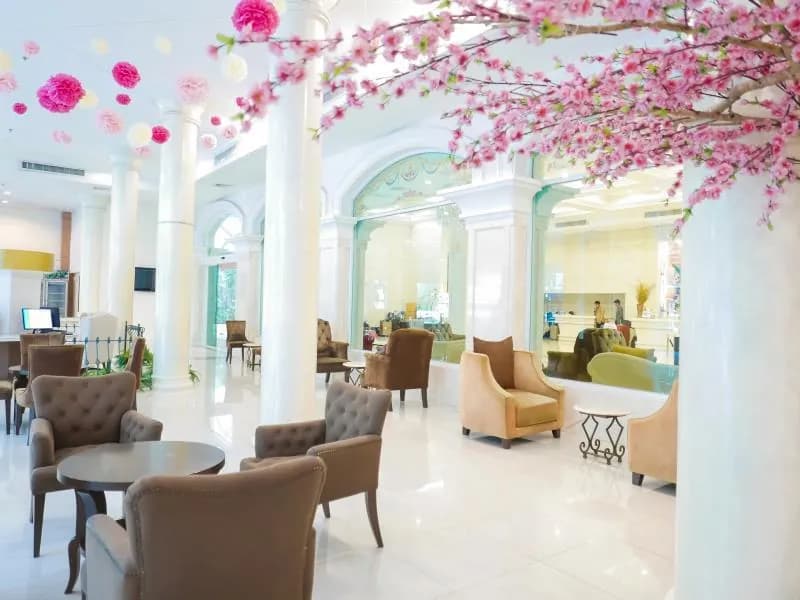 Hope Land Hotel 46/1