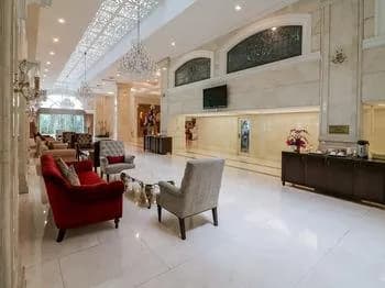 Hope Land Hotel 46/1