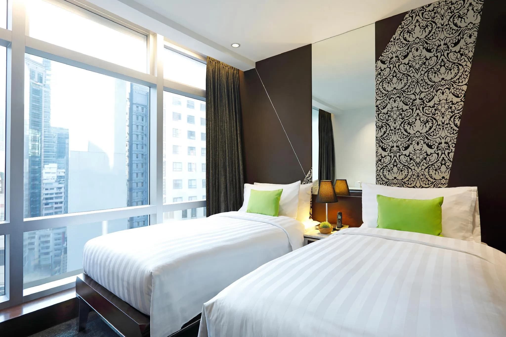 Hotel Ease • Causeway Bay