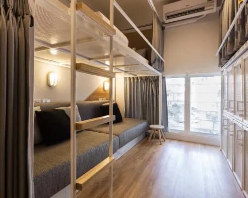 Bed One Block Hostel