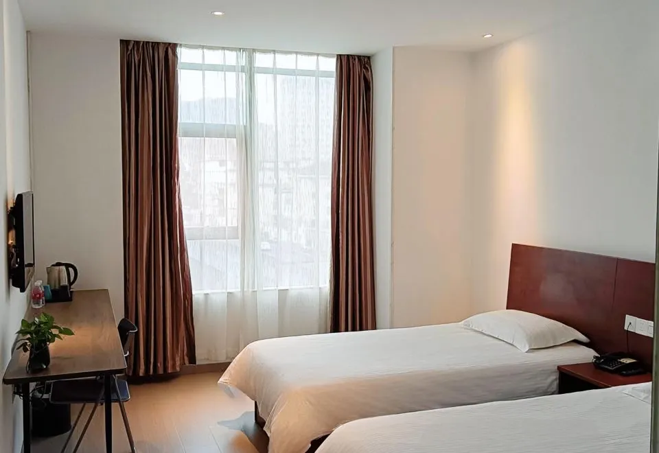 Baolong Homelike Hotel (Shanghai Xuhui)