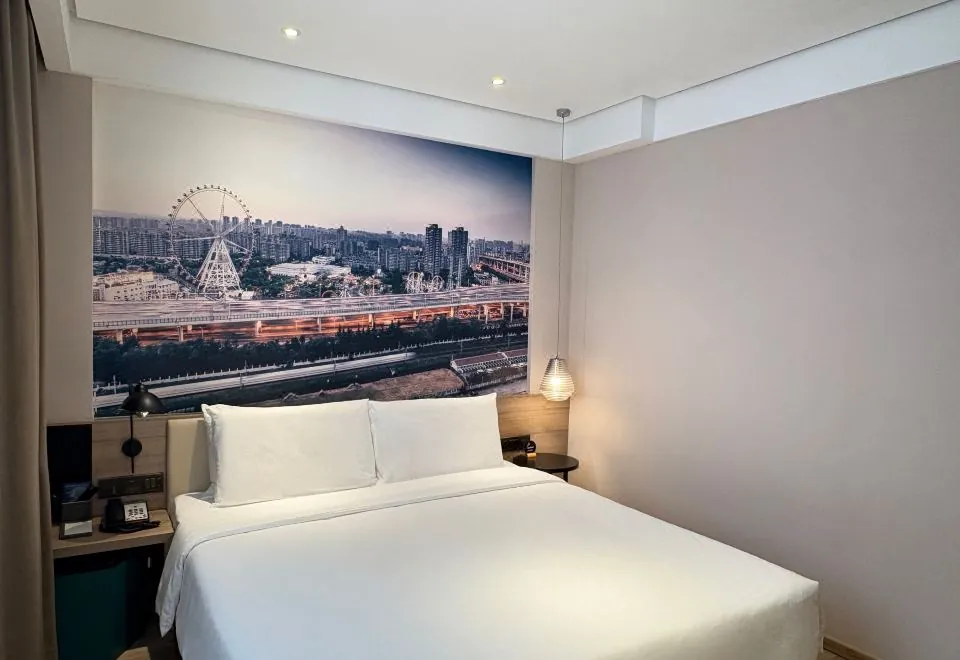Atour Hotel South Bund