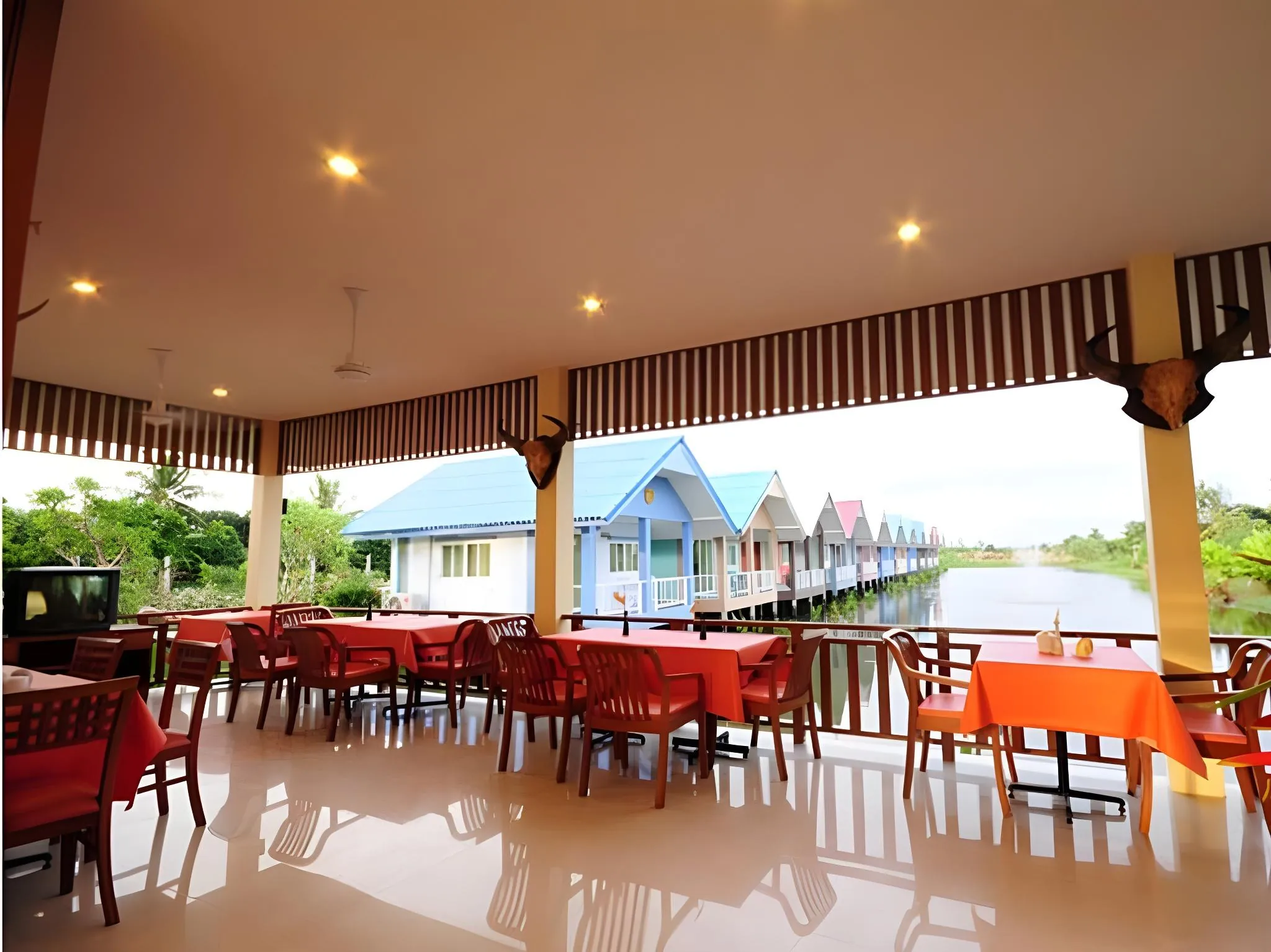 Baan Chay Namm Resort