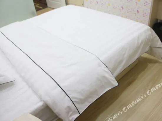 YuanRui Hotel ( Financial City Keyun Road Subway Station Store)