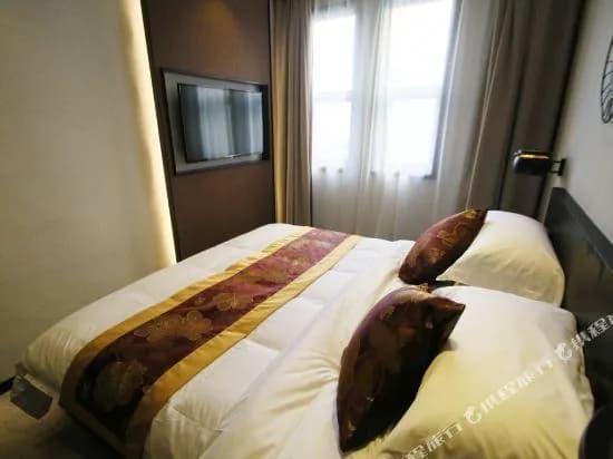 Zhongting Hotel (Shanghai Tongji Hospital Yichuan Road)