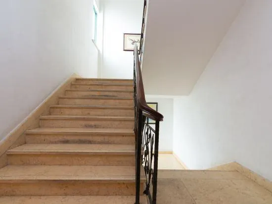 Jinyue Holiday Hostel