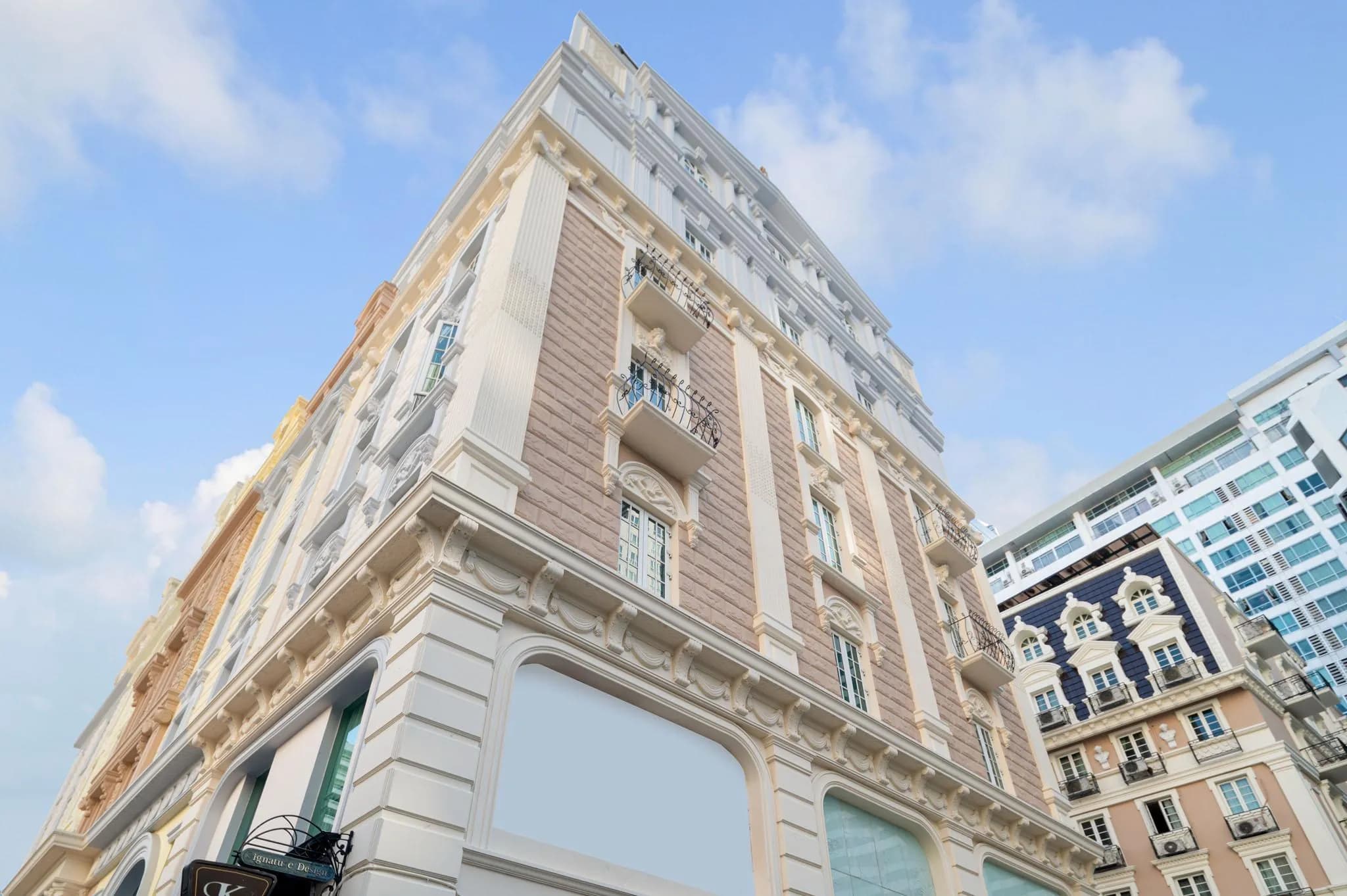Kingston Suites Bangkok
