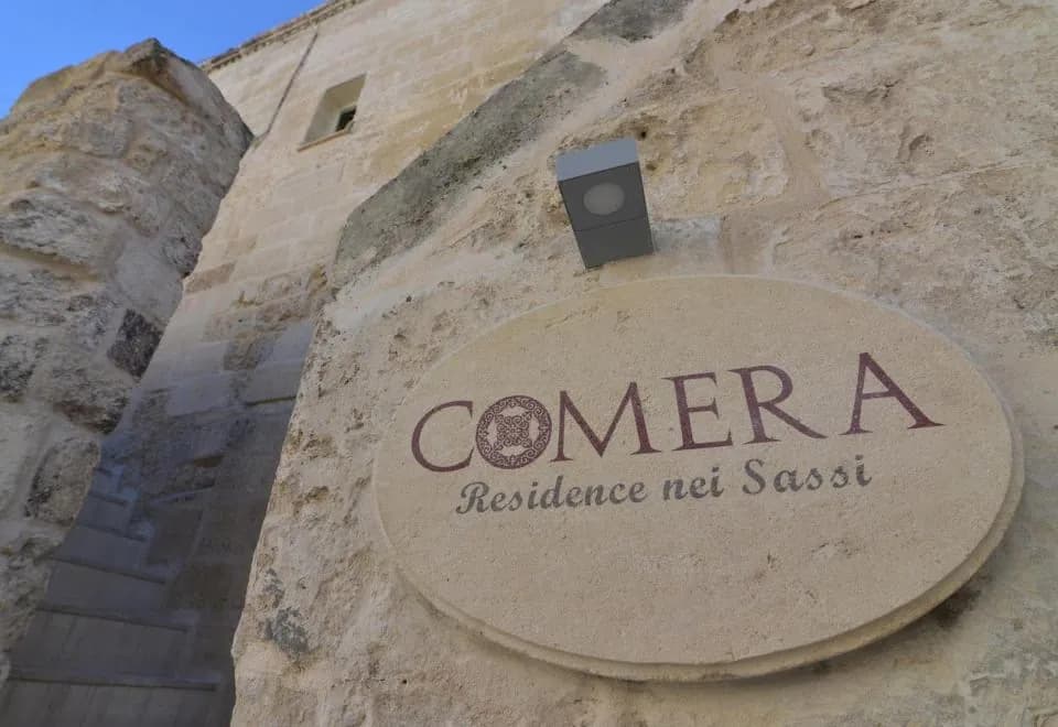 Comera