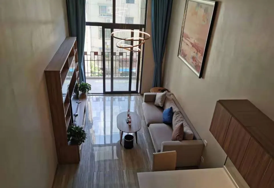 Yinghong Apartment Hotel (Shanghai Jinqiao international store)