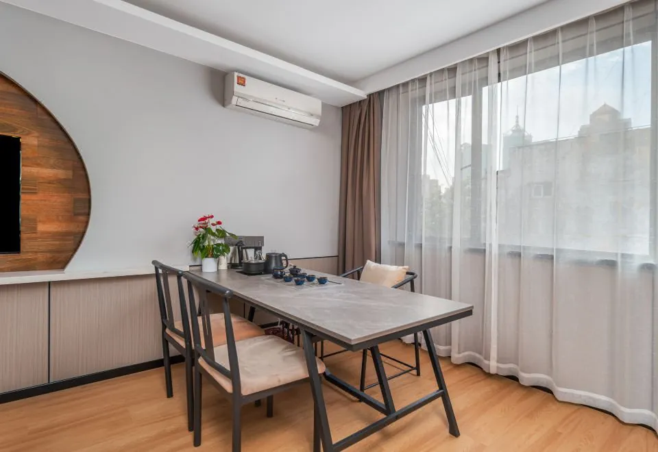 Yiting Siji Hotel (Shanghai Lujiazui)