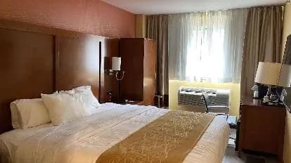 Ramada by Wyndham New York Times Square West