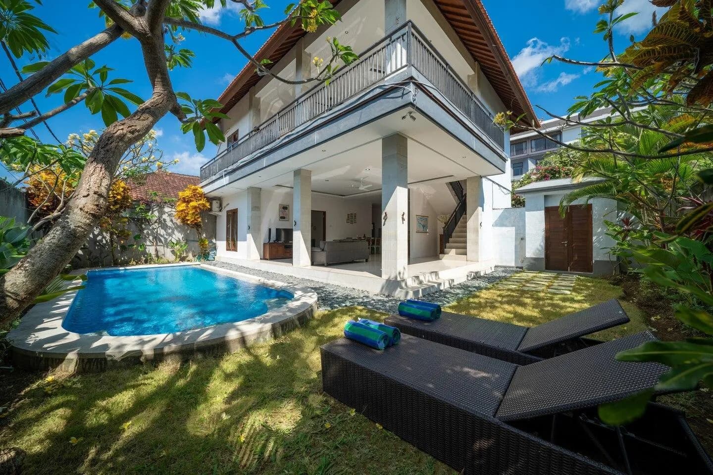AV Villa Devina