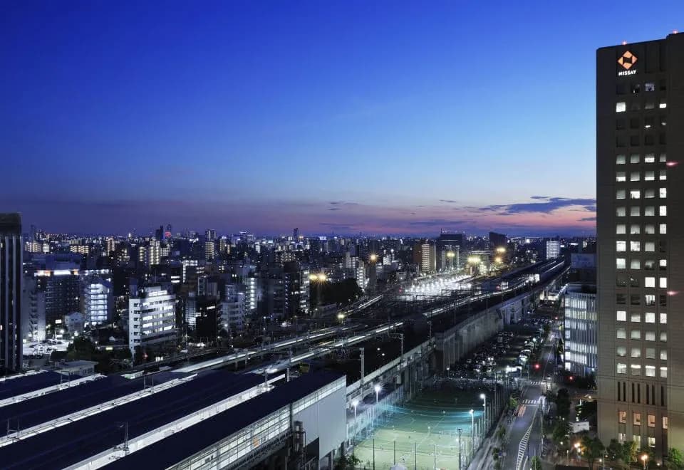 Courtyard by Marriott Shin-Osaka Station