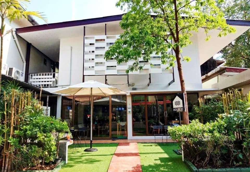 House 23 Guesthouse
