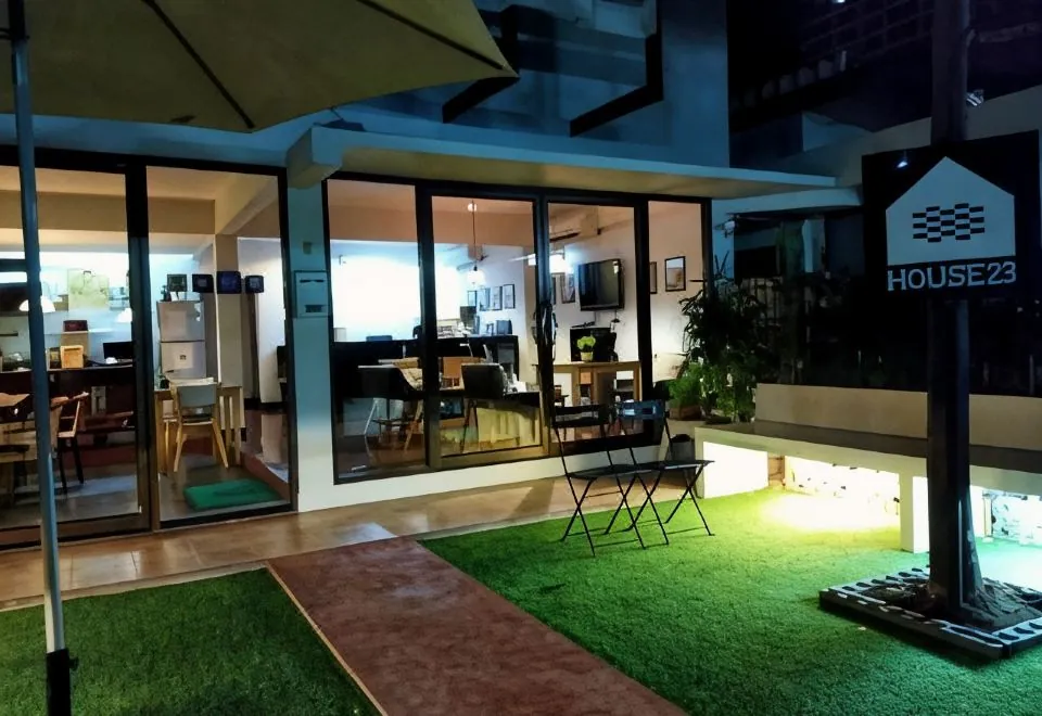 House 23 Guesthouse