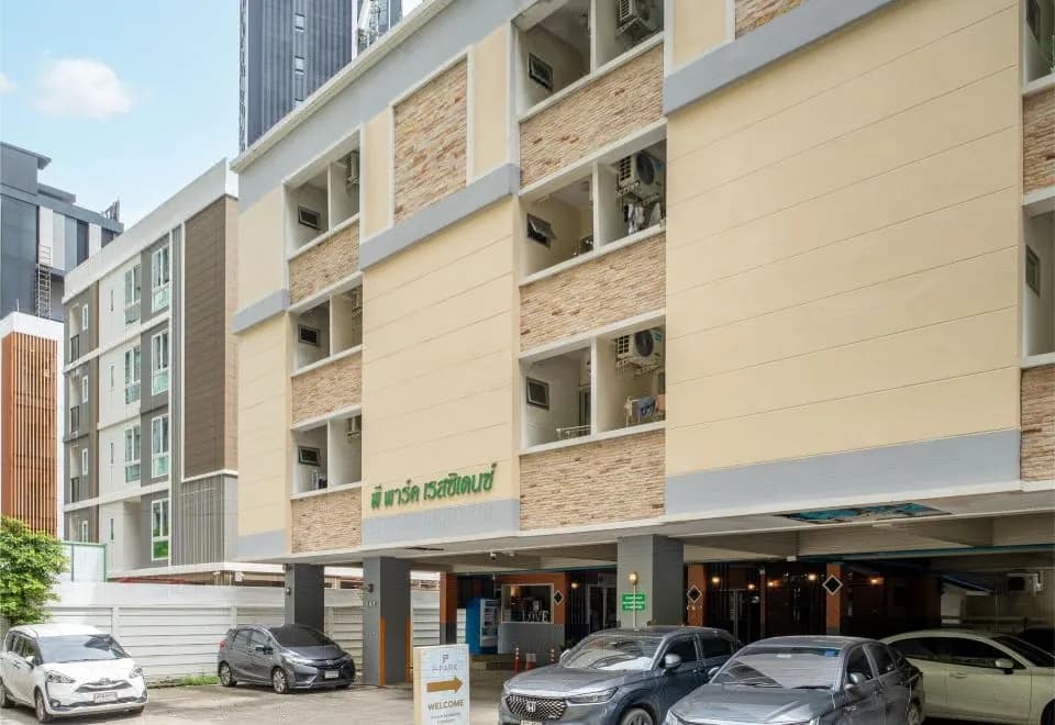 P Park Residence Suvarnabhumi
