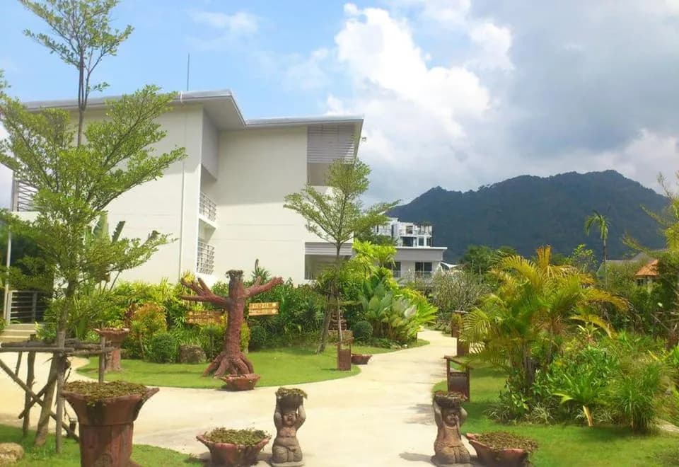 Phukamala Suite